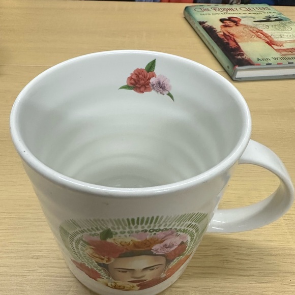 Frida Kahlo Prima Design Large Ceramic Coffee Mug 20 fl/oz EUC - Picture 3 of 10